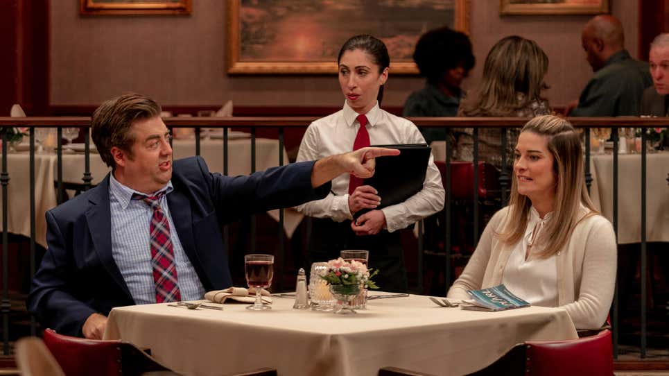 In AMC's 'Kevin Can F--- Himself,' Annie Murphy shows how we ignored sitcom  wives' realities